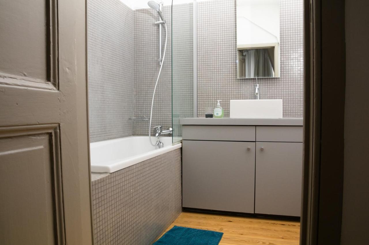 Duplex Dernier Etage Avec Terasse A Deux Pas De La Grand Place 브뤼셀 외부 사진